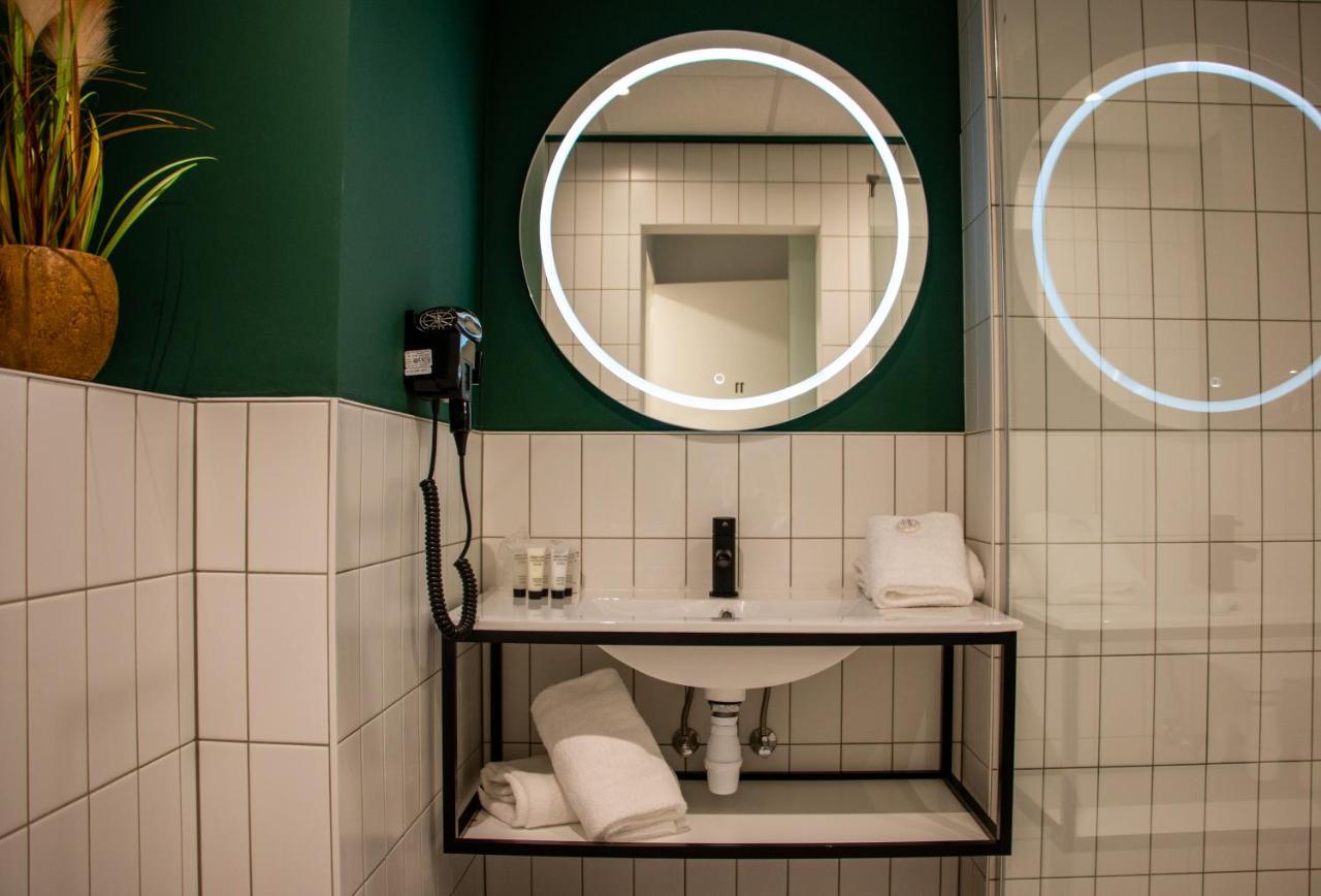 Prado Next Door Hotel 2*